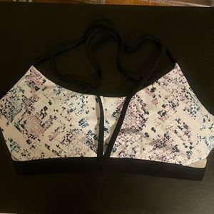 Demi Lovato Fabletics Bra